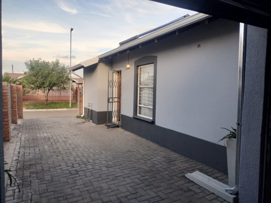 3 Bedroom Property for Sale in Raceway Free State